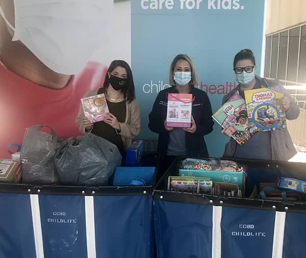 Giving gifts to cancer patients in east tx